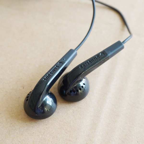 原装韩国EP有线纯音耳机 经典平头耳塞式 重低音保真音乐耳机推荐