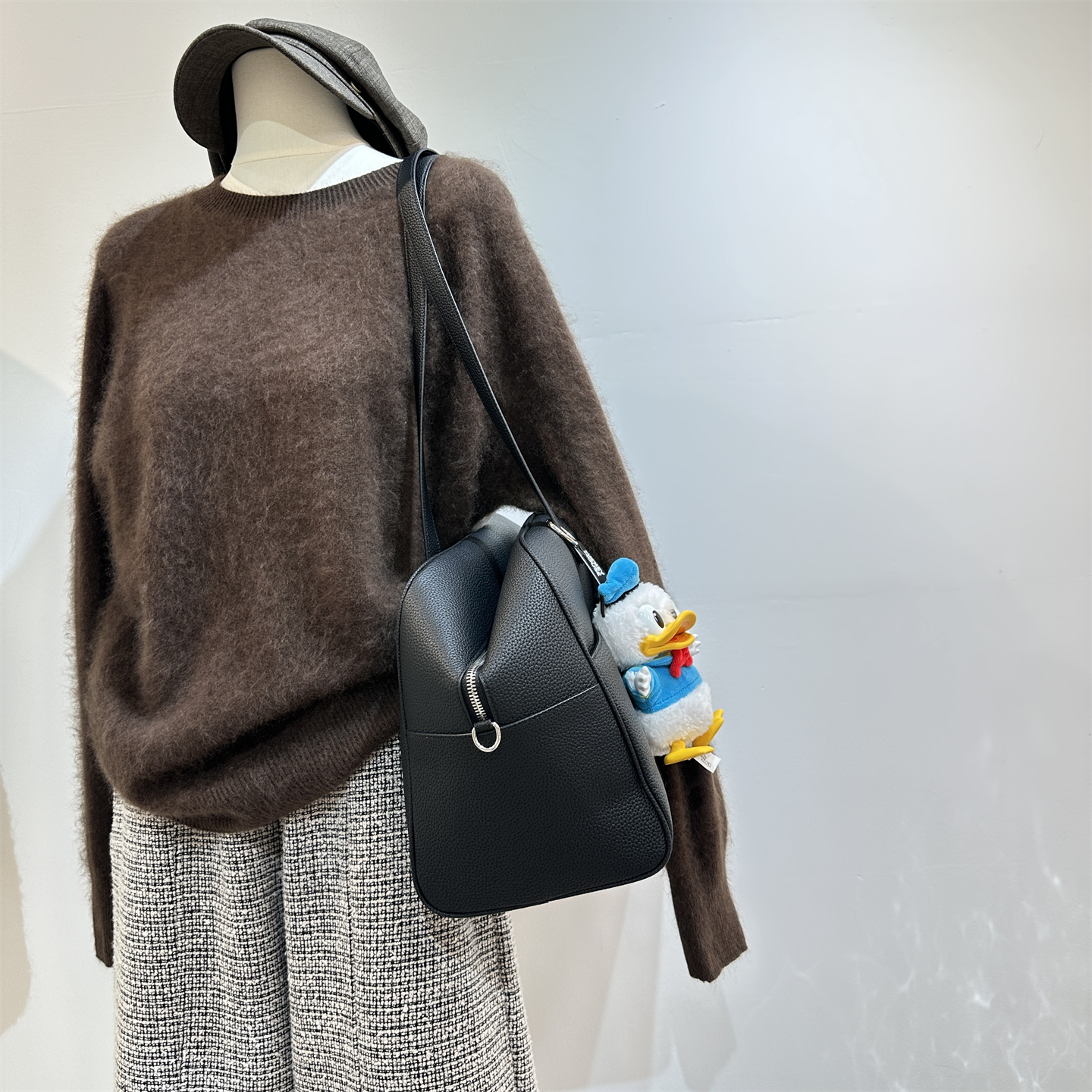 高级感复古咖羊绒羊毛圆领套头毛衣日常通勤质感拉毛宽松针织内搭