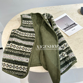 海藻绿撞色条纹印花毛绒马甲女复古显瘦V领毛毛马夹冬 费尔岛