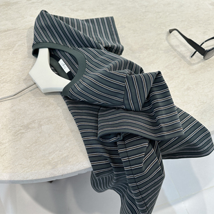 周末松弛感博主穿搭绿色条纹短袖 高克重纯棉休闲打底tee T恤女春季