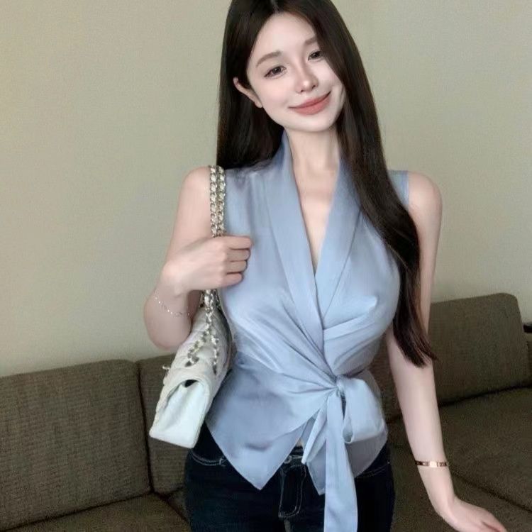 法式蓝色设计感褶皱缎面无袖背心女夏季新款气质修身百搭打底上衣