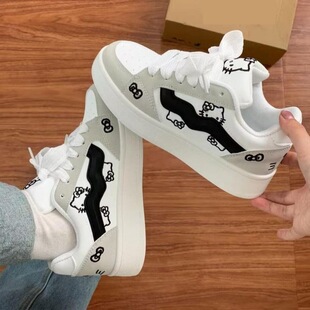 小众不撞款小白鞋子2025秋季新款厚底皮面板鞋女款百搭面包鞋女鞋