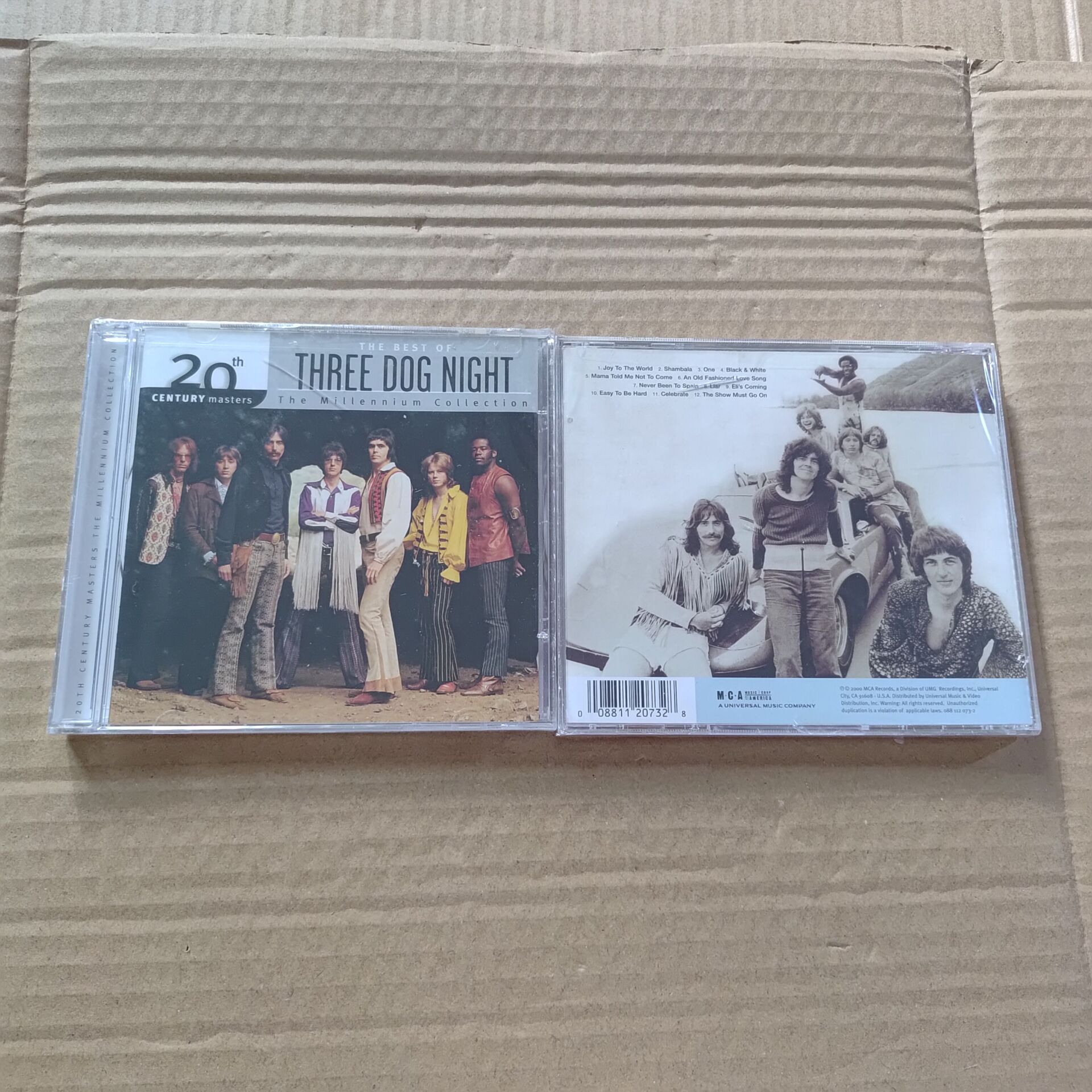 Американская рок-группа The best of three dog night не была снесена