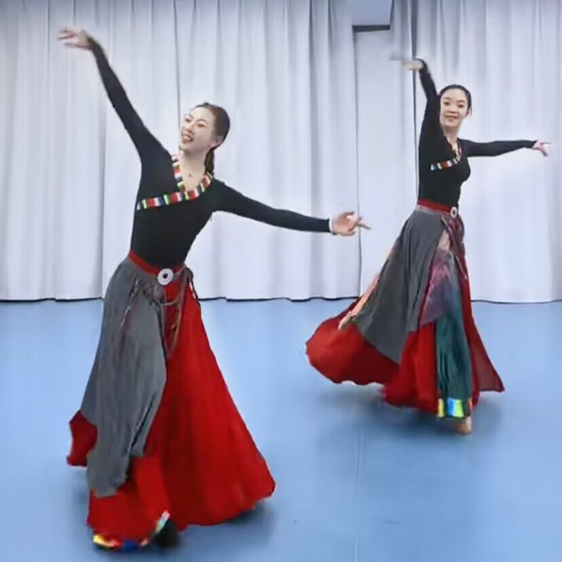 春夏演出新款藏族舞服装