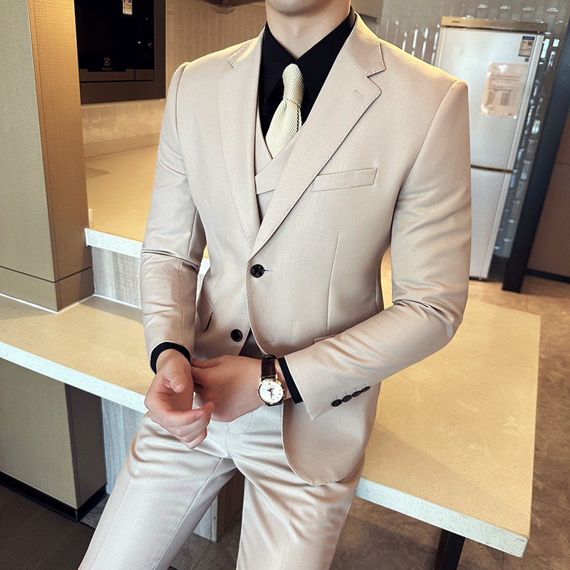 秋冬韩版修身小西装两粒扣西服套装三件套杏色A445-SJT3611B-P250,男装西服,电商A445
