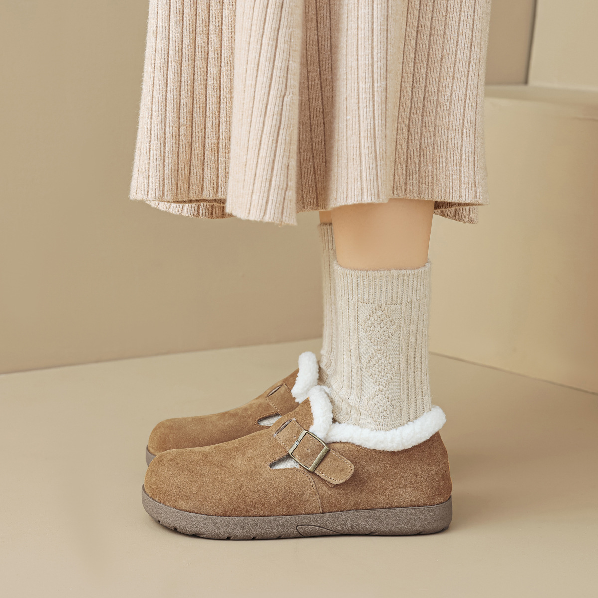 惠东县大岭威威制鞋厂威威女郎 959-65真皮勃肯鞋女冬加绒厚底一