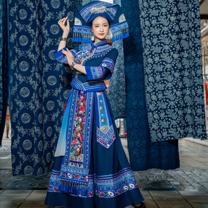 新款广西壮族服装成人三月三少数民族服饰女盛装壮锦刺绣演出长裙