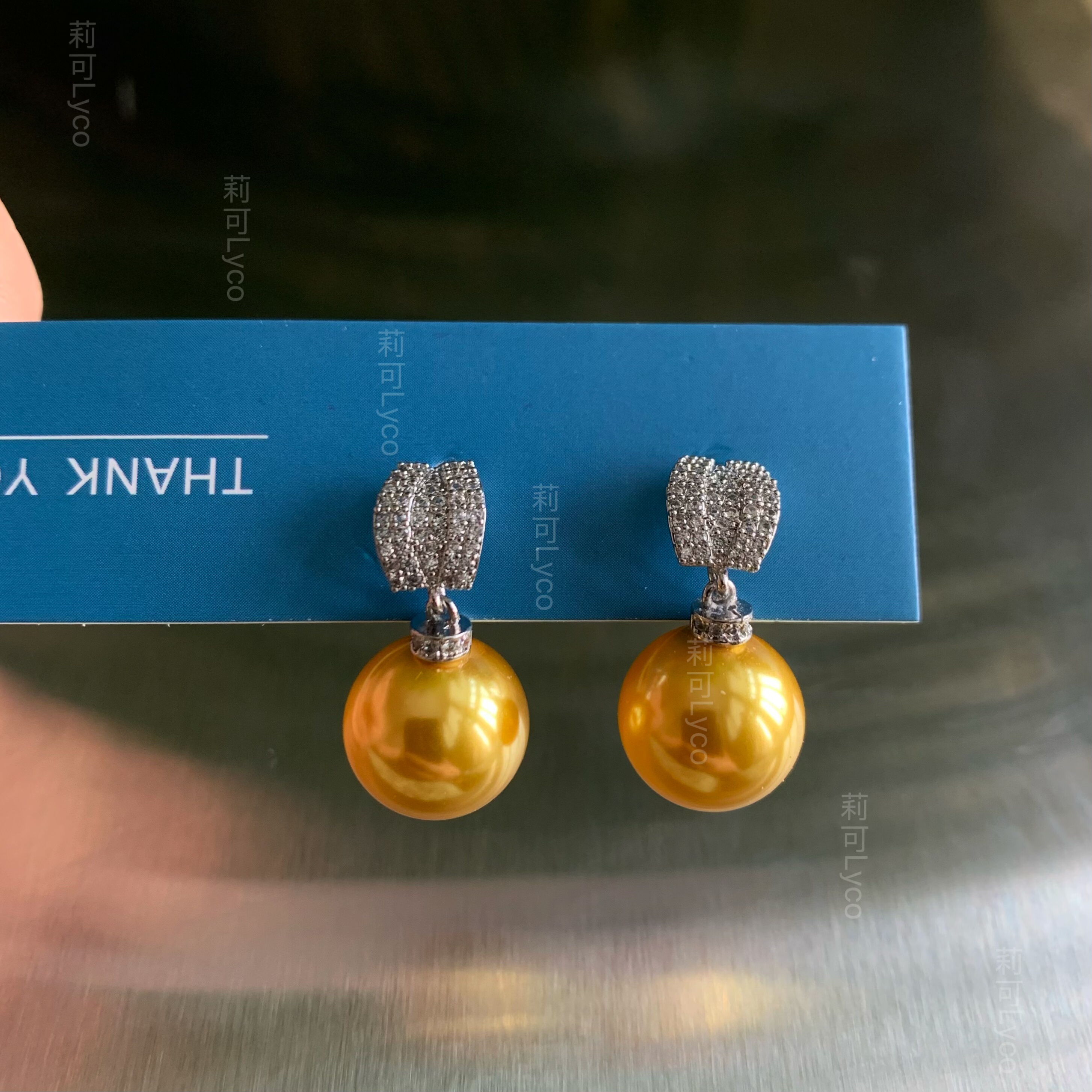 微微瑕特 人造南洋金珠黄金色浓金耳钉女S925纯银针耳环高级感饰