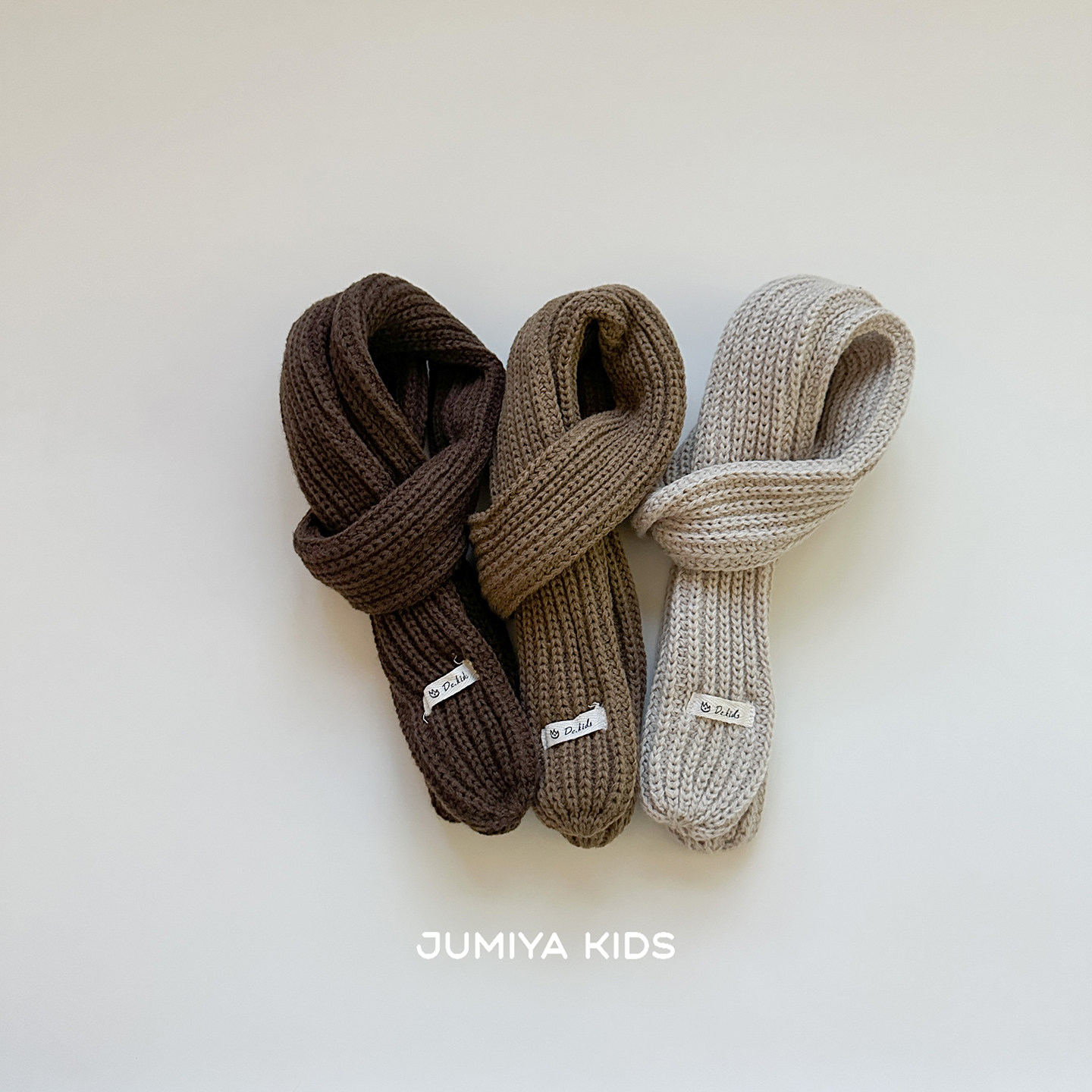 ins小单品:儿童围巾秋冬季纯色洋气保暖围巾潮童宝宝冬天户外围脖,童装/婴儿装/亲子装,围巾,淘宝优惠券,粉丝福利购,淘宝优惠卷