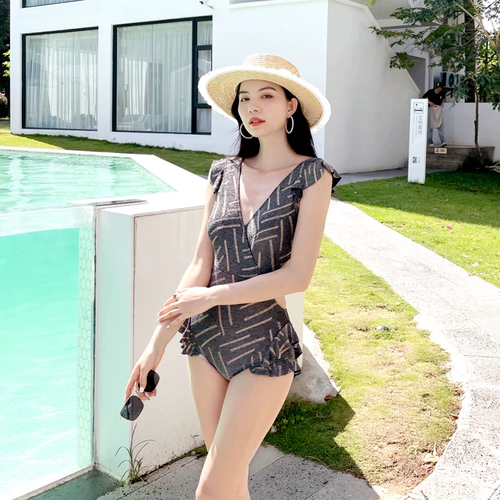 Купальник, сексуальный модный комбинезон для школьников, коллекция 2023, по фигуре, с открытой спиной, большой размер