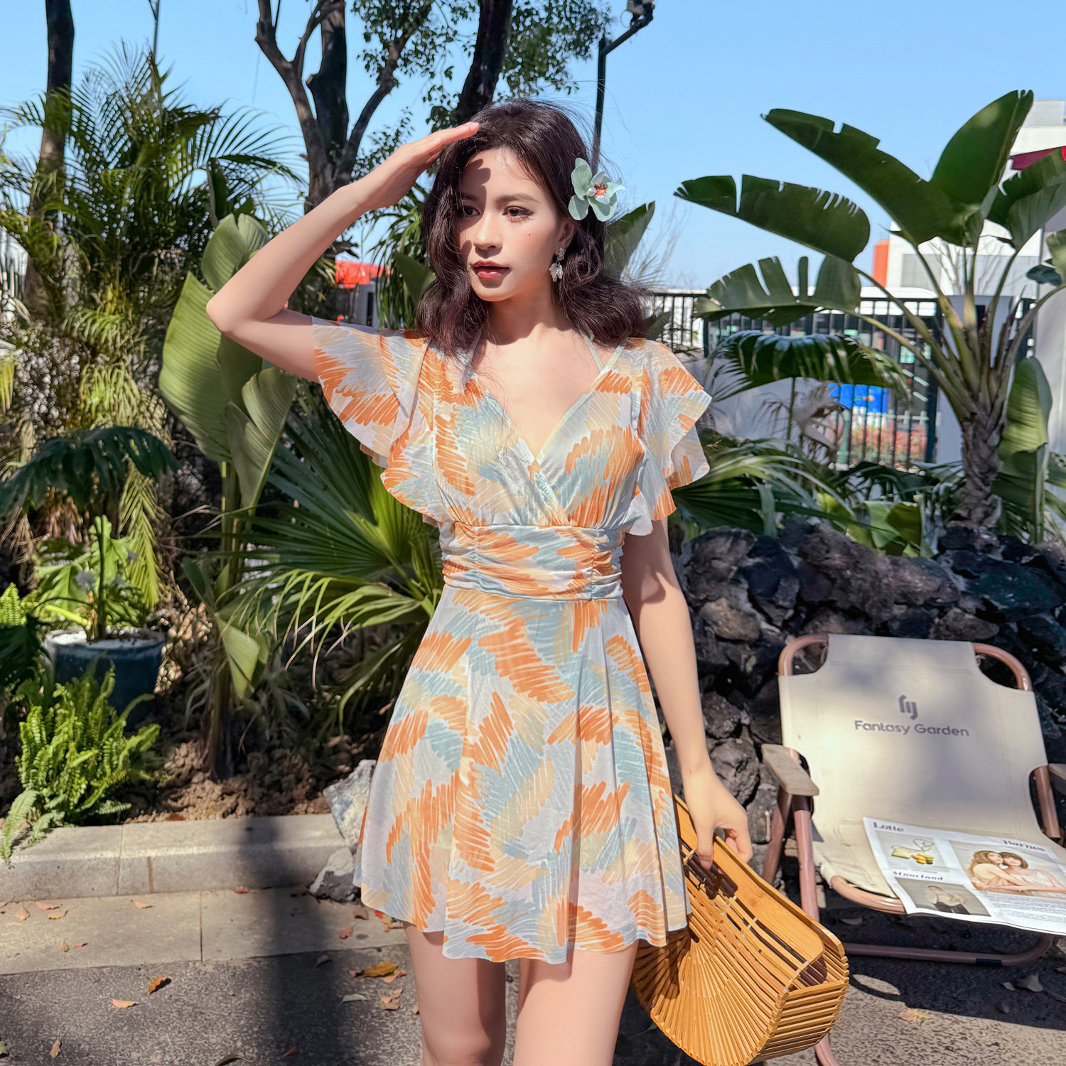 泳衣女2026新款连体妈妈显瘦高级感遮肚成人大码温泉度假女士泳装