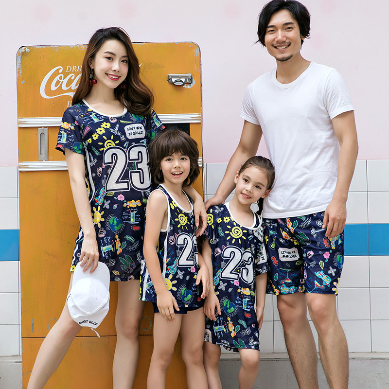 亲子游泳衣女父母女母子新款运动平角分体三件套温泉男女童家庭装