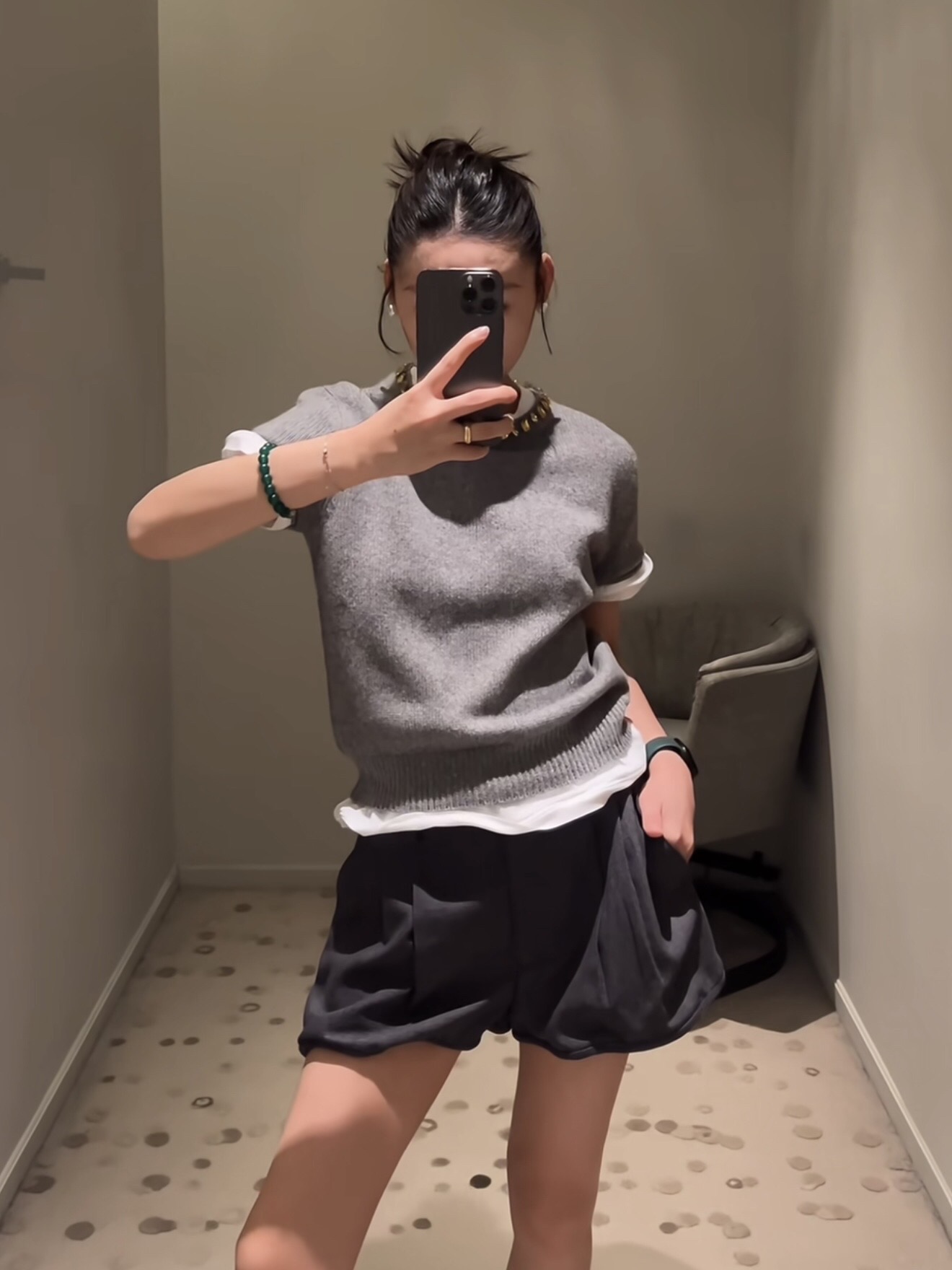 非实价来问我）南油灰色金扣领羊毛短袖