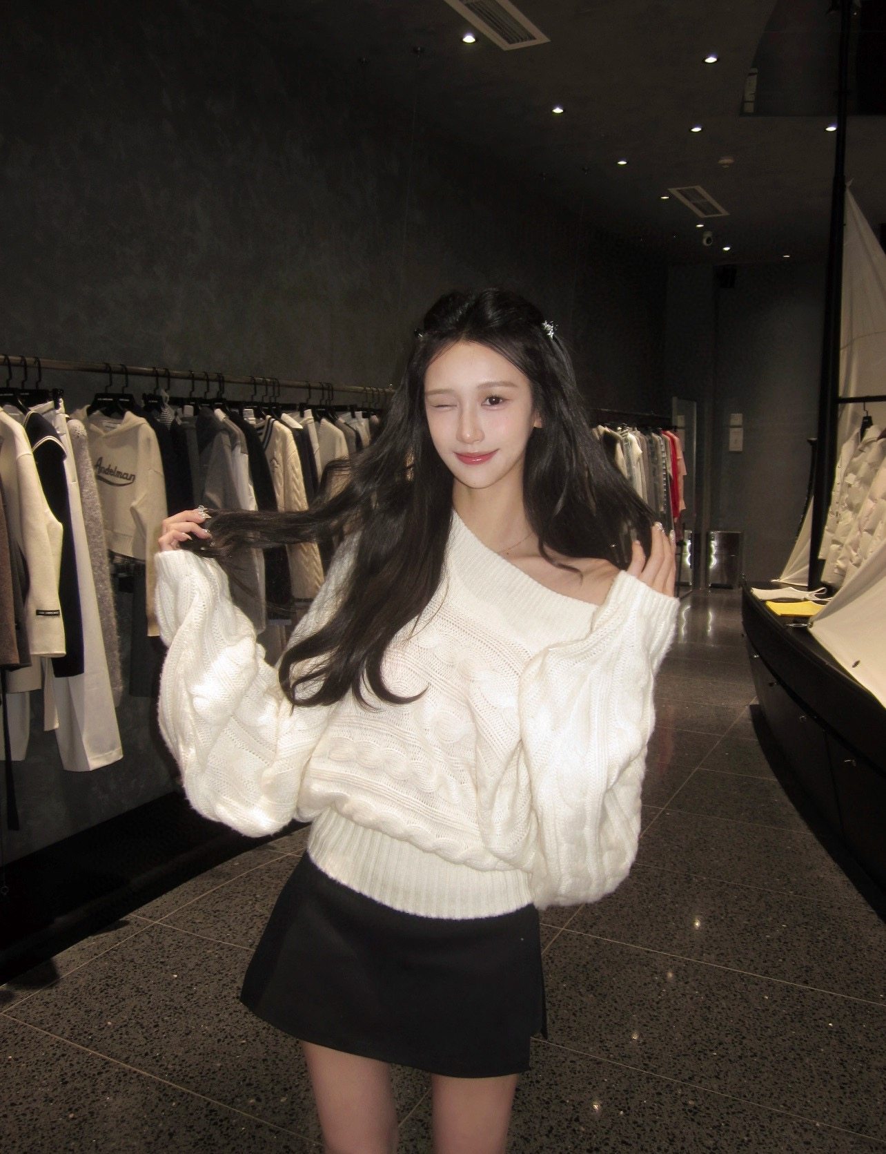 非实价来问我）南油一字肩编织白色毛衣