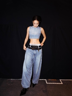 重工烫钻牛仔裤 非实价来问我 南油Jennie同款