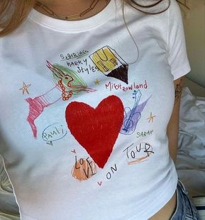 Autismss宝藏屋!好物推荐!红心涂鸦辣妹y2k短款T Shirt短袖T恤