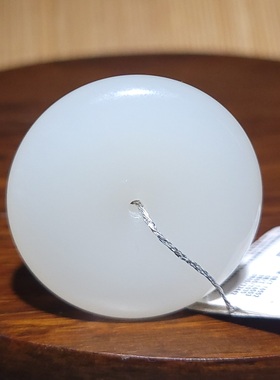 YQ111920   17.07克，白度浓郁的蜂蜜水色调和田玉白玉平安扣