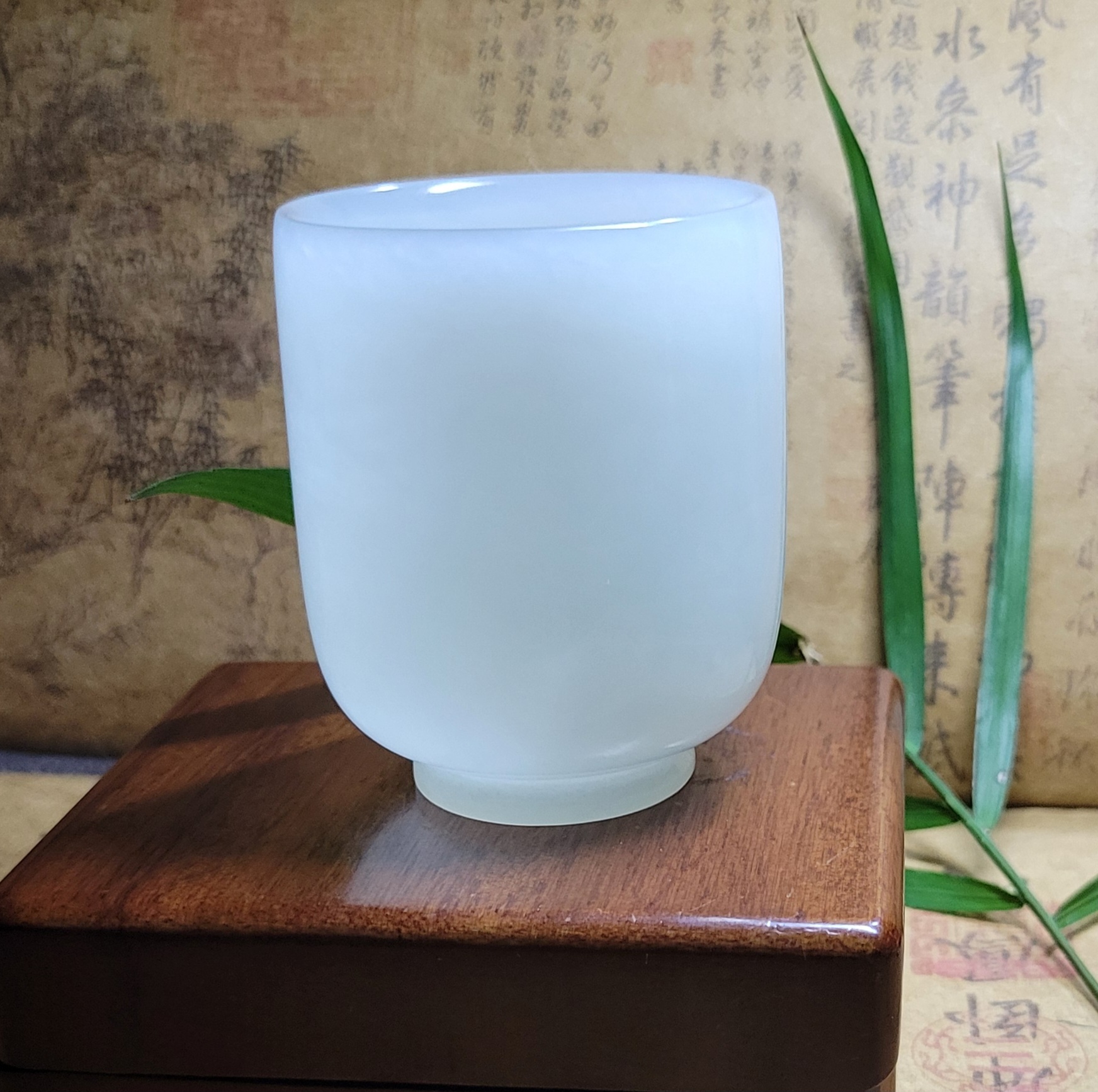 新疆的猫Z071801 143.0克高油脂感细润纯净青海老料白玉苏工高杯