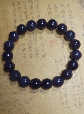 Z032505 新疆的猫29.3克，R10油亮细润色浓艳烟紫色和田玉手串