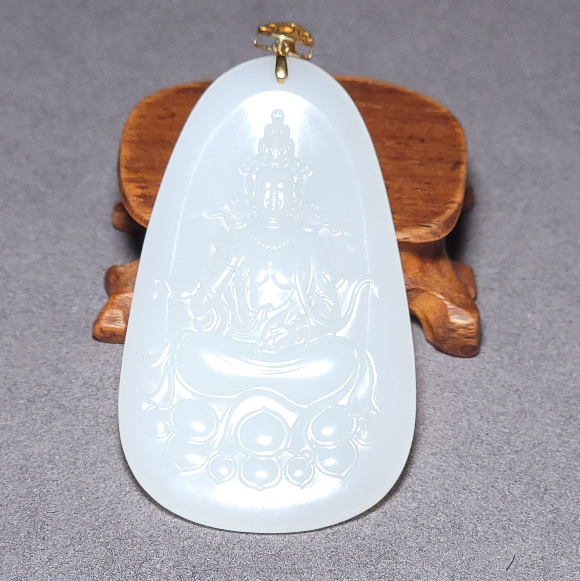 新疆的猫L111304 18.0克油脂感极强米达料羊脂白金镶玉观音挂坠