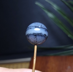 新疆 6.3克顶细高油脂感天然画卷一线天青花籽料圆珠 猫Z122503