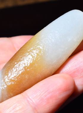 新疆的猫JJ010512 25.5克油乎乎高脂粉糖色亮眼的且末糖白玉勒子