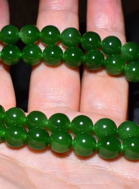 JJ011304新疆的猫46.1克8mm珠子圆润的菠菜绿老坑碧玉项链