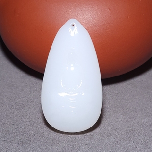 L012905 新疆的猫24.7克脂粉浓郁黑皮俄料三高羊脂白无相观音挂坠