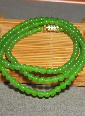 L031704 新疆的看15.5克直径4mm底质冰透色苹果绿碧玉圆珠项链