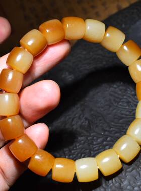 JJ012709新疆的猫46.2克11-10带渐变糖色油膏且末糖白直切手串