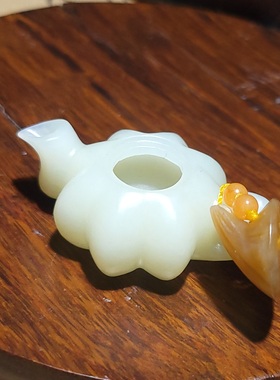 新疆的猫YQ121710 32.5克造型精致质感油润的且末糖黄口南瓜把壶