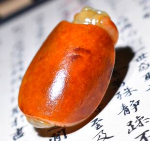 新疆的猫22.1克,熟超油润的黄沁籽料苏工“龙龟”挂件SBH157