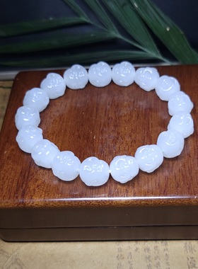 新疆的猫Z121503 37.3克，极油糯高白特细野牛沟羊脂白玉佛头手串