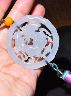 新疆的猫JJ010610  29.3克油份高肉质细润青海浅烟青色平安车挂