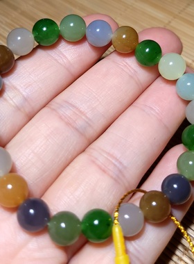 新疆的猫zg121506 17.2克冰润色泽搭配绚丽和田玉全家福多宝手链