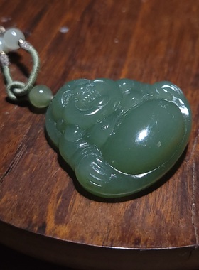 新疆的猫YQ091005 23.5克，冰润莹亮细腻夹层料青海湖水绿大肚佛