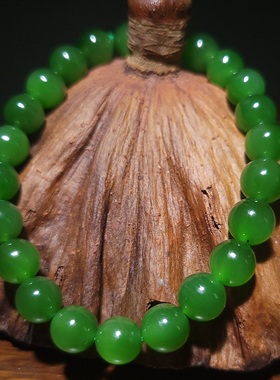 YQ011204新疆的猫17.9克精品色调浓艳和田玉俄碧玉菠菜绿碧玉手链