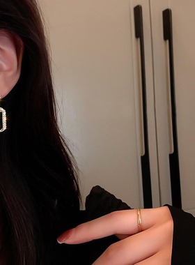 2511钛钢饰品锆石祖母绿水晶感耳环项链套装复古耳钉气质锁骨链戒