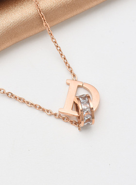 2511欧美钛钢新款项链女玫瑰金双环字母d镶钻锁骨链时尚轻奢饰品