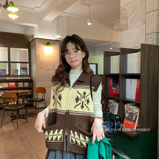 SUSAN 叠叠穿怒推～韩系翻领减龄双头拉链针织马甲