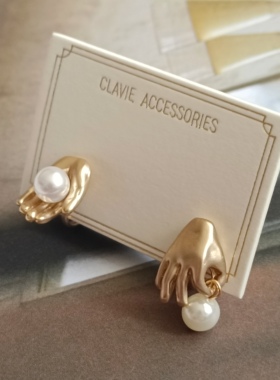 日系palnartpoc风复古手作哑光金色不对称手持珍珠耳钉无耳洞耳夹