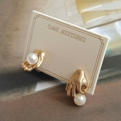 日系palnartpoc风复古手作哑光金色不对称手持珍珠耳钉无耳洞耳夹