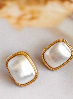 日系精致金银双色拉丝小众高级质感长方形小巧耳钉蚊香盘耳夹螺丝