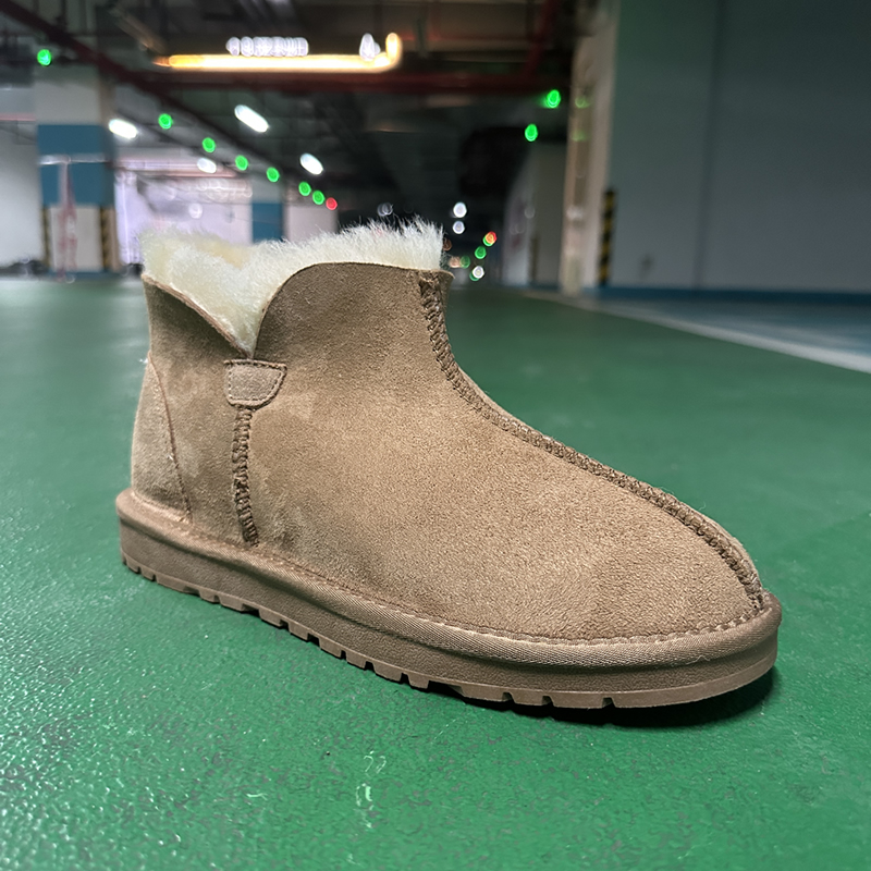 羊皮毛一体雪地靴男保暖棉鞋