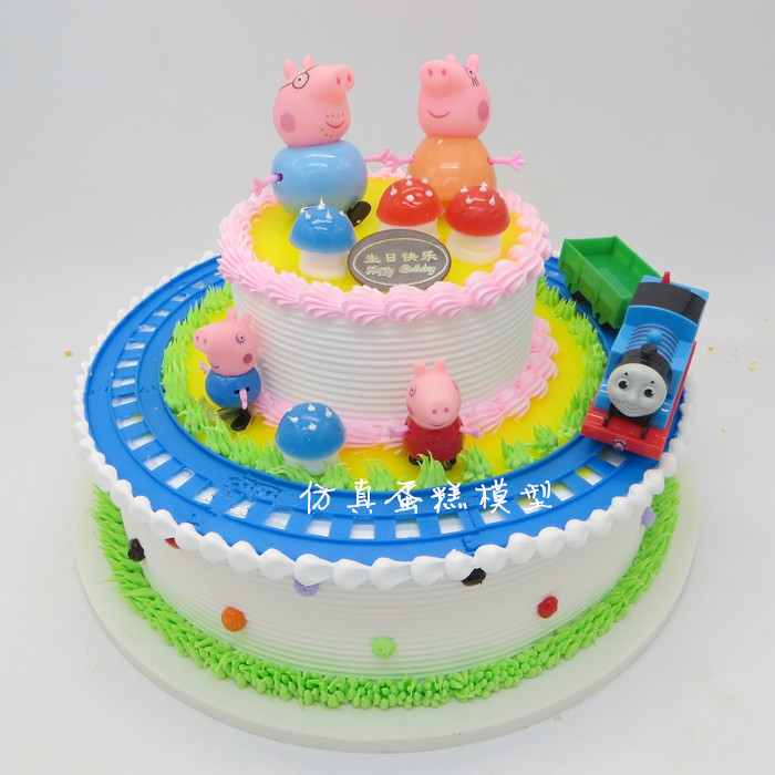 轩和蛋糕模型新款双层卡通生肖小猪一家创意儿童生日仿真蛋糕模型