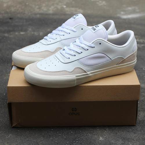 OPUS外贸进口专业耐磨减震板鞋