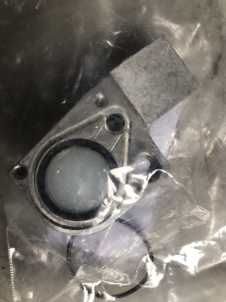 杜克普580锁眼机大压脚气缸（需要请联系卖家.3天内发货）