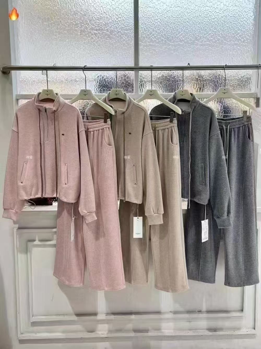 【10.24慧姐大码女装】2025新款加绒套装LL莲25013