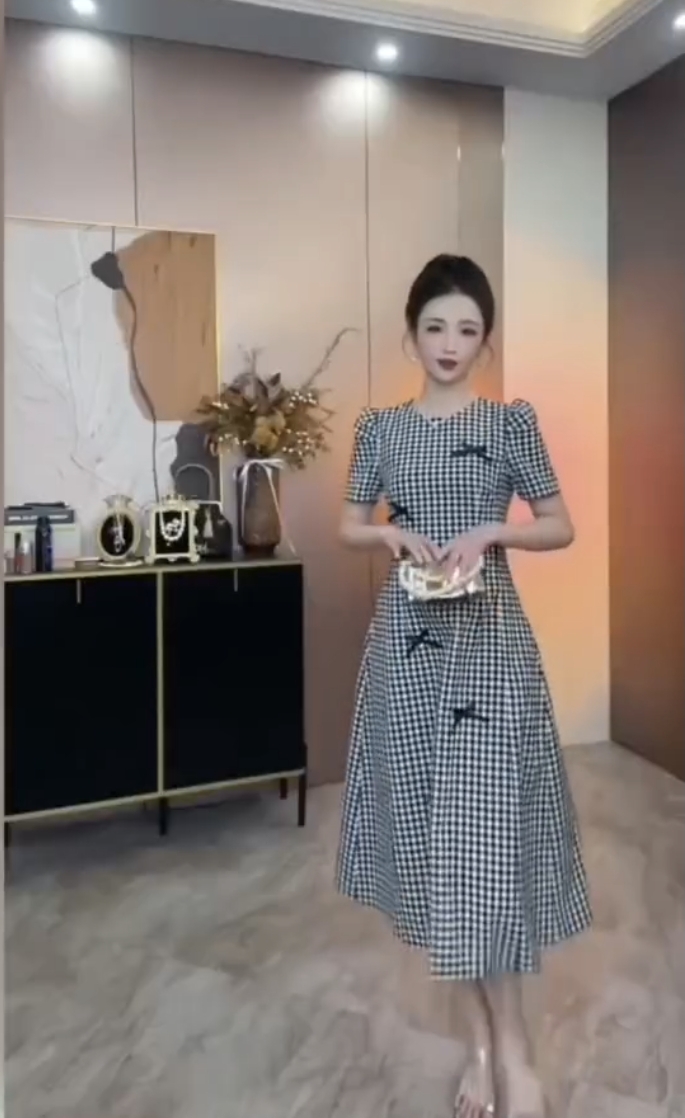 【6.30慧姐大码女装】2025新款连衣裙HM10168