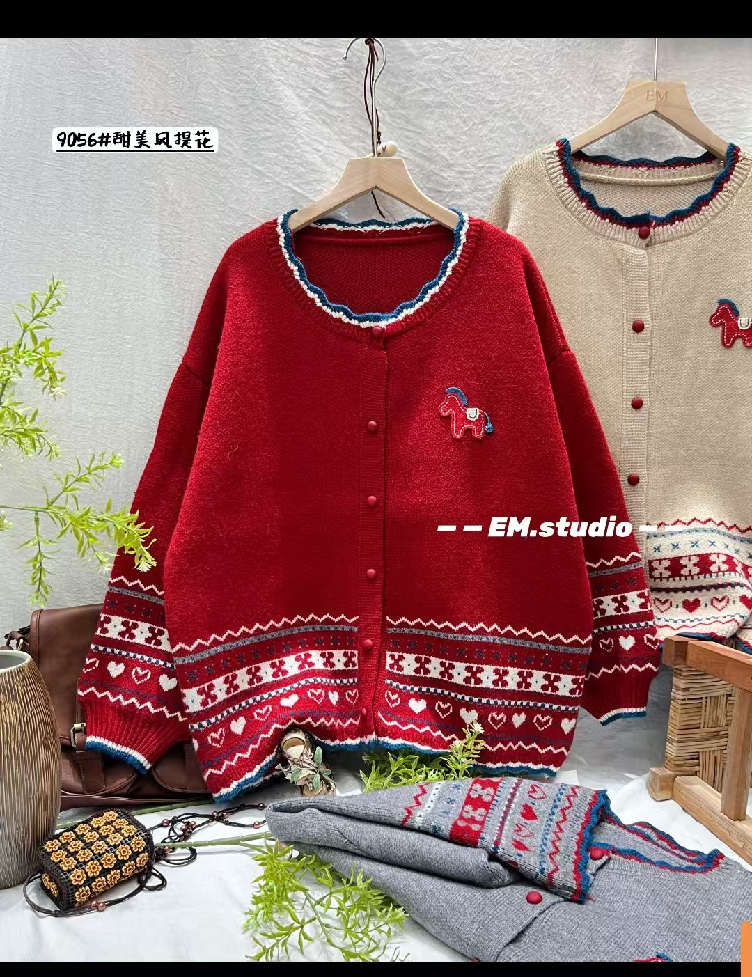 【12.18慧姐大码女装】2025新款小马开衫SL榴87773-,女装/女士精品,大码羽绒服,淘宝优惠券,粉丝福利购,淘宝优惠卷